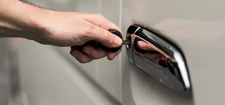 Why Choose Our Auto Locksmith Team in Uniondale, NY?